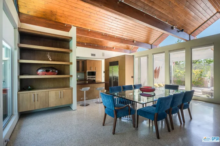 1733 Royal Palm Court, Palm Springs, California 92262