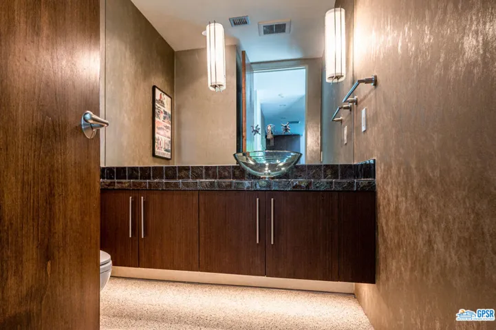 1733 Royal Palm Court, Palm Springs, California 92262