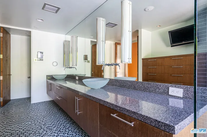 1733 Royal Palm Court, Palm Springs, California 92262
