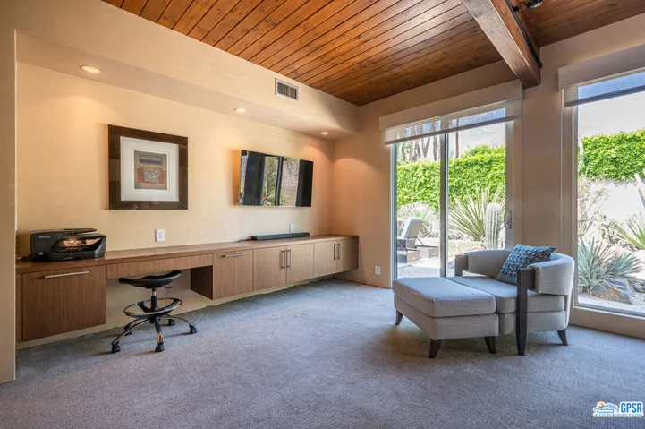1733 Royal Palm Court, Palm Springs, California 92262