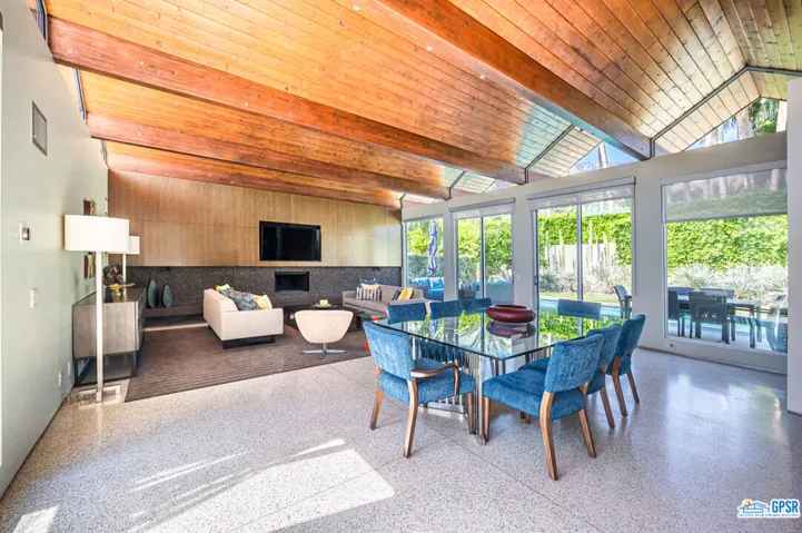 1733 Royal Palm Court, Palm Springs, California 92262