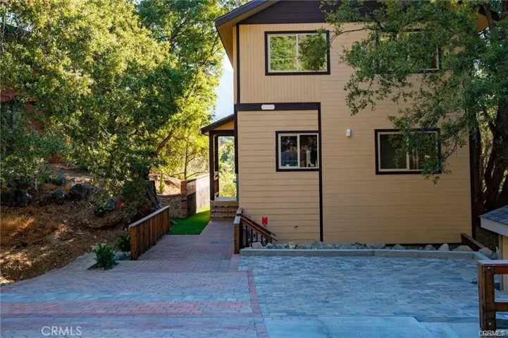 2301 Woodland Drive, Pine Mountain Club, California 93222