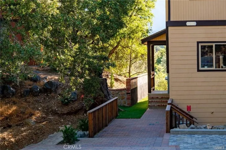 2301 Woodland Drive, Pine Mountain Club, California 93222