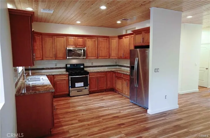 2301 Woodland Drive, Pine Mountain Club, California 93222