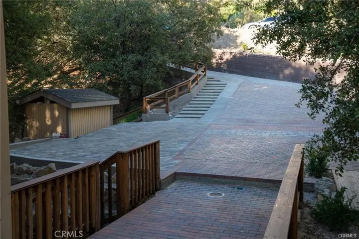2301 Woodland Drive, Pine Mountain Club, California 93222
