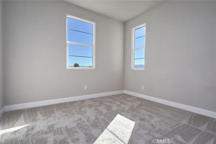 12934 Davona Dale, Apple Valley, California 92308