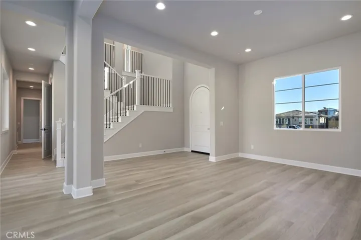 12934 Davona Dale, Apple Valley, California 92308