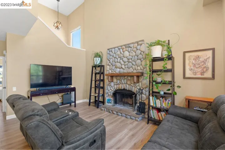 1171 Arlington Way, Brentwood, California 94513