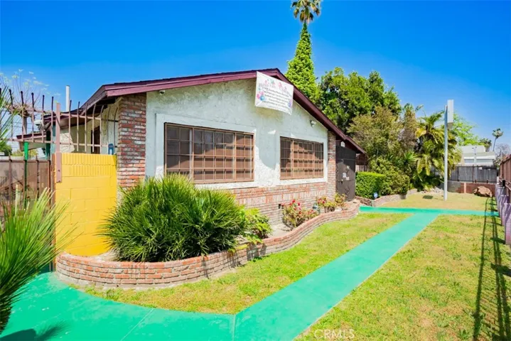 1673 E Imperial Highway, Los Angeles, California 90059