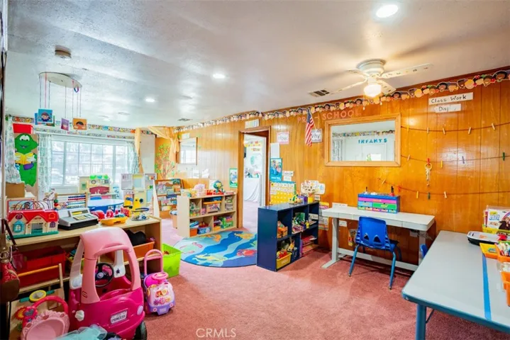 1673 E Imperial Highway, Los Angeles, California 90059