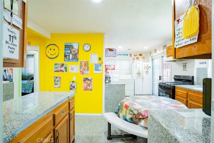 1673 E Imperial Highway, Los Angeles, California 90059