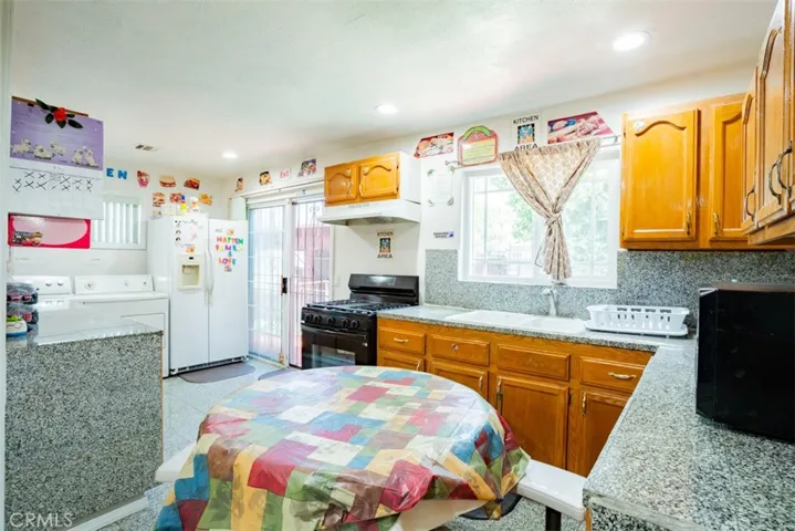 1673 E Imperial Highway, Los Angeles, California 90059