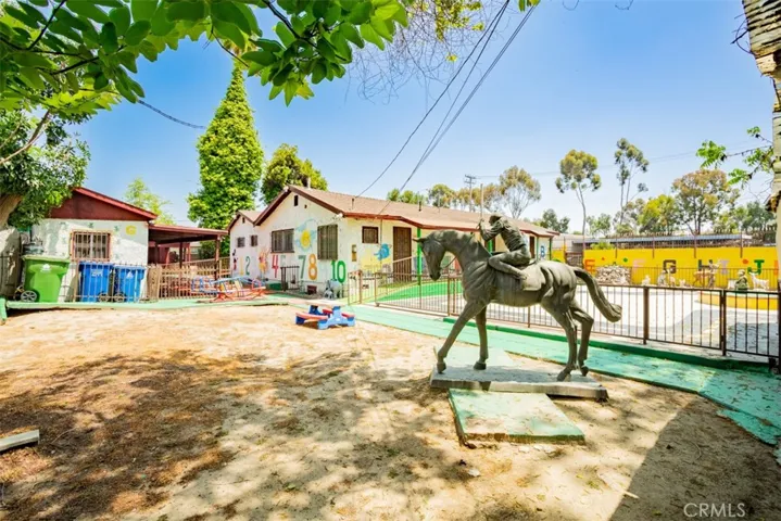 1673 E Imperial Highway, Los Angeles, California 90059