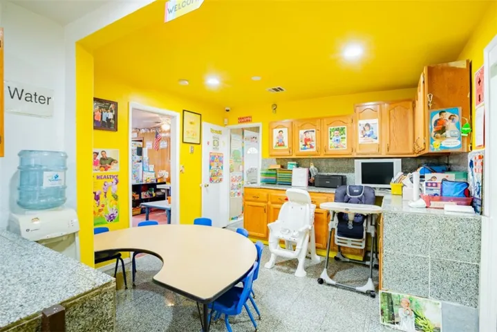 1673 E Imperial Highway, Los Angeles, California 90059