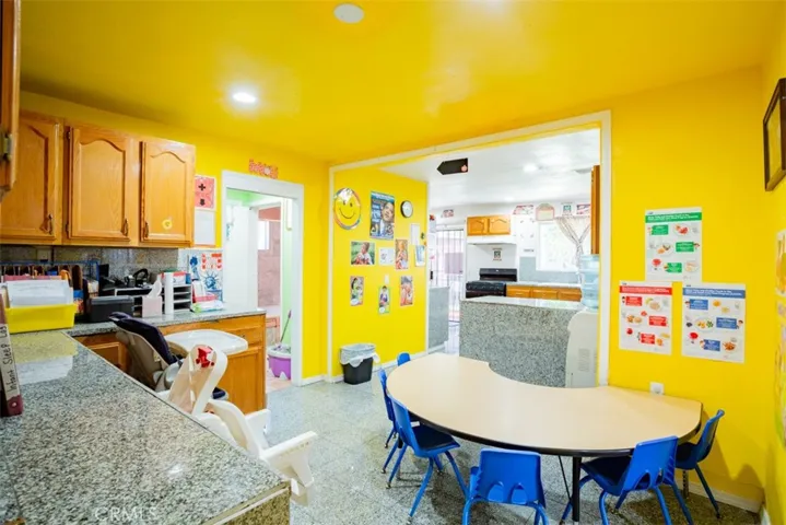 1673 E Imperial Highway, Los Angeles, California 90059