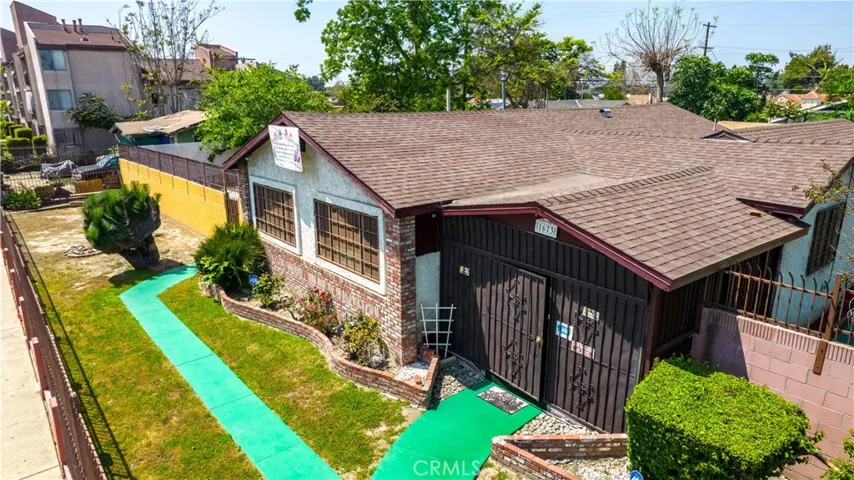 1673 E Imperial Highway, Los Angeles, California 90059