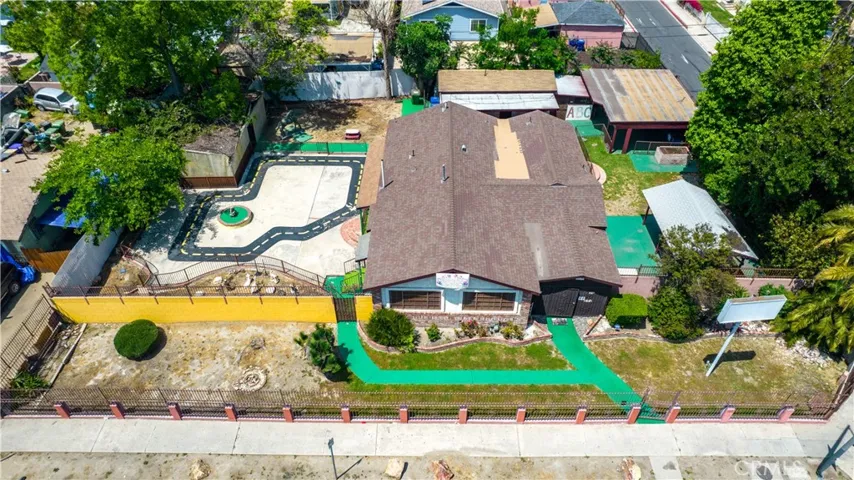 1673 E Imperial Highway, Los Angeles, California 90059