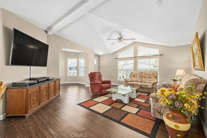 Vaulted ceilings and lots of light.
