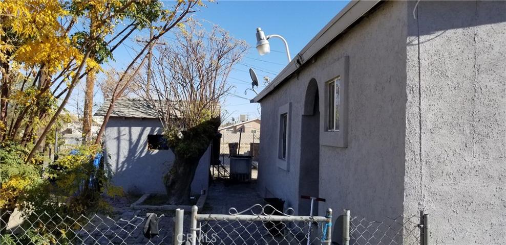 605 Clark, Barstow, California 92311