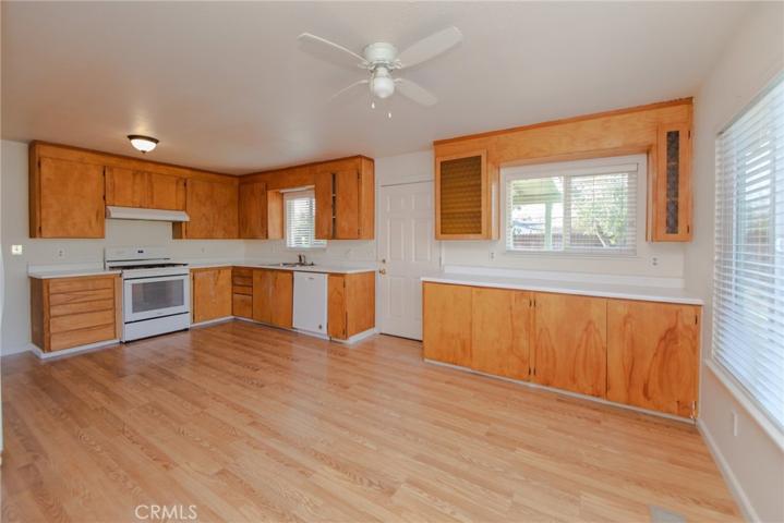 2865 Robin Lane, Clearlake, California 95422