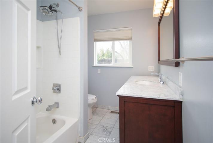 2865 Robin Lane, Clearlake, California 95422