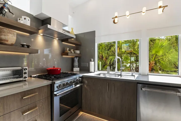 017_Kitchen