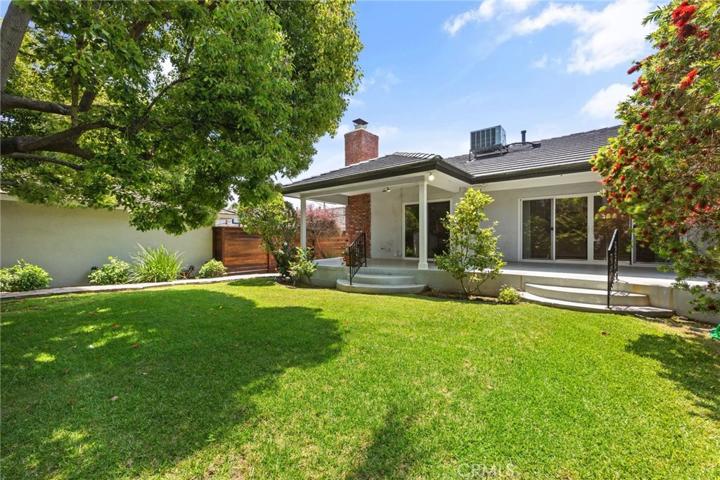5431 E El Jardin Street, Long Beach, California 90815