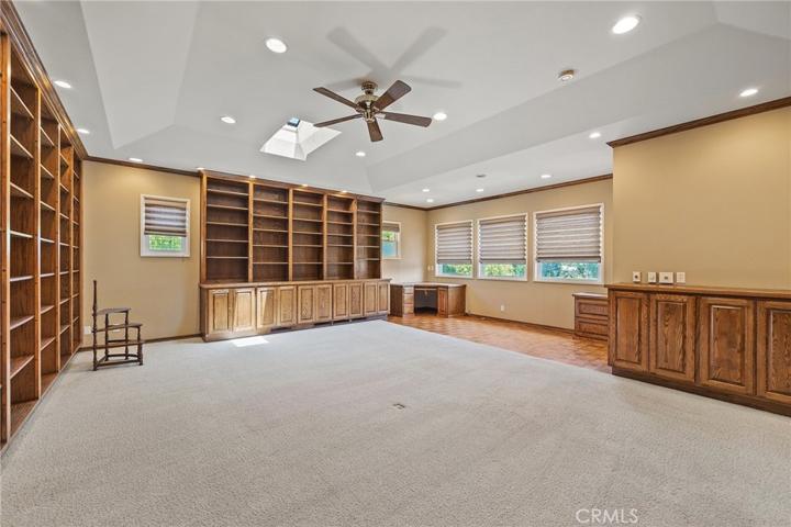 5431 E El Jardin Street, Long Beach, California 90815