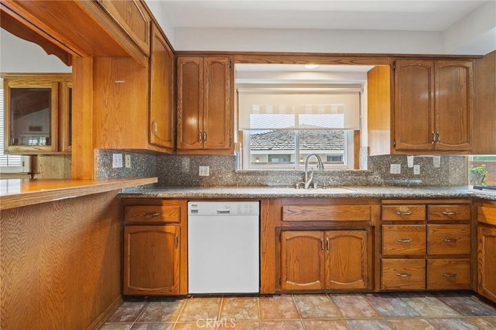 5431 E El Jardin Street, Long Beach, California 90815