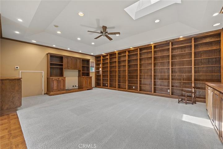 5431 E El Jardin Street, Long Beach, California 90815