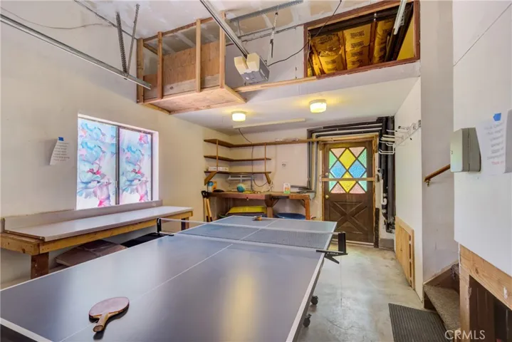 Garage view 1.