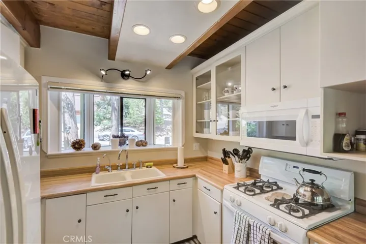 Kitchen up close.