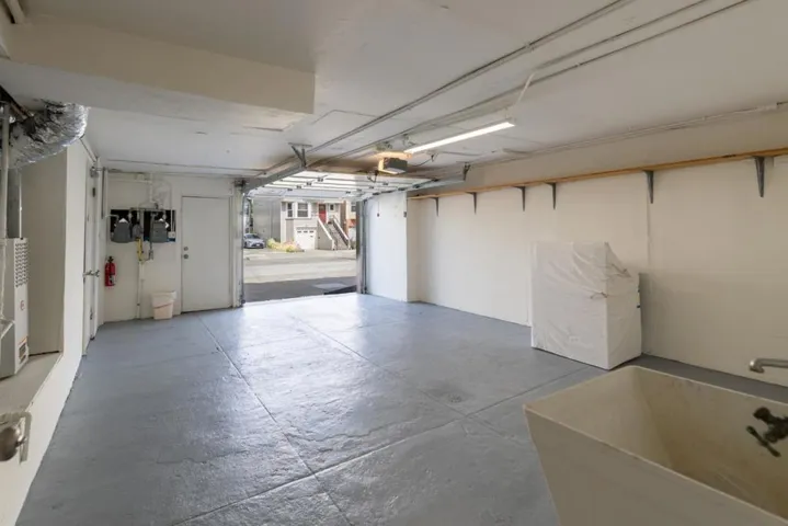 12311233 46th Avenue, San Francisco, California 94122