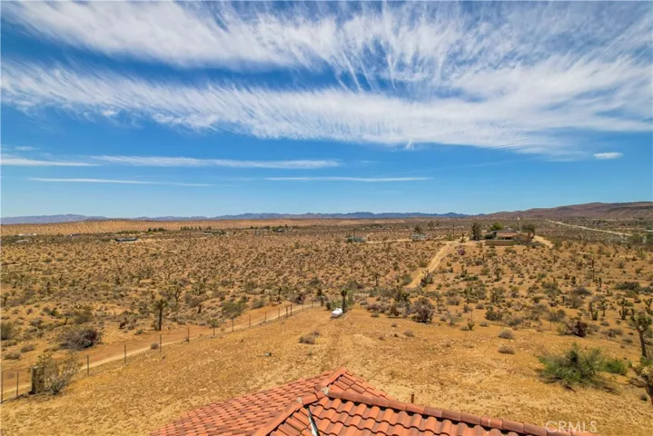 56125 Tracy Boulevard, Yucca Valley, California 92284