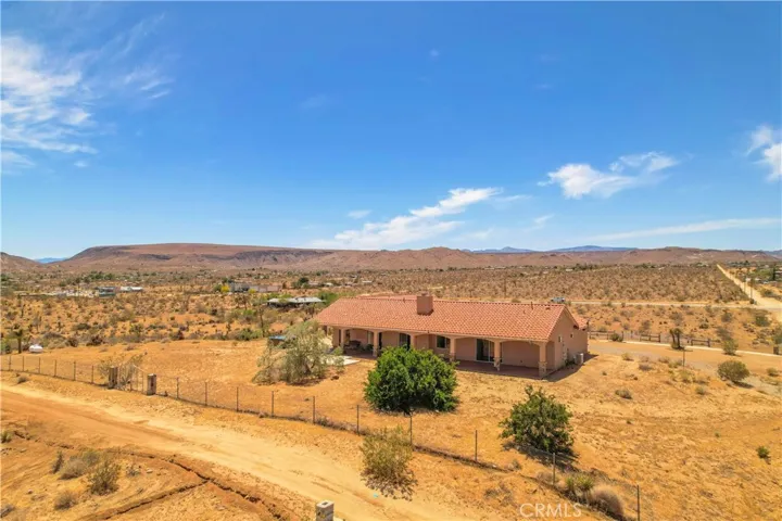 56125 Tracy Boulevard, Yucca Valley, California 92284