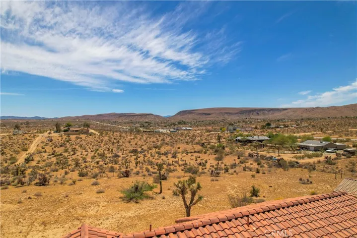 56125 Tracy Boulevard, Yucca Valley, California 92284