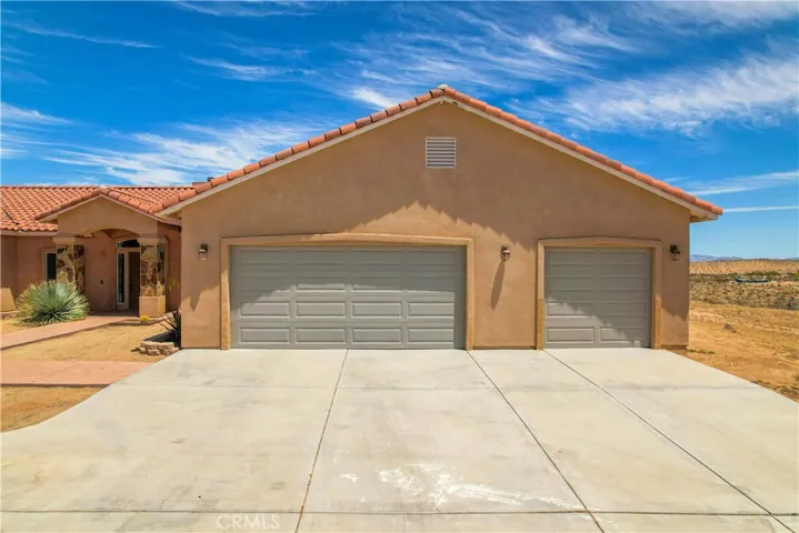56125 Tracy Boulevard, Yucca Valley, California 92284