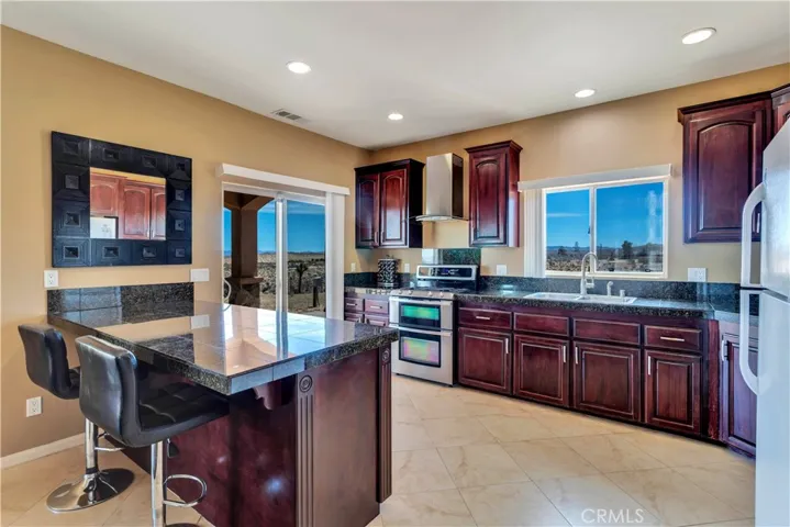56125 Tracy Boulevard, Yucca Valley, California 92284