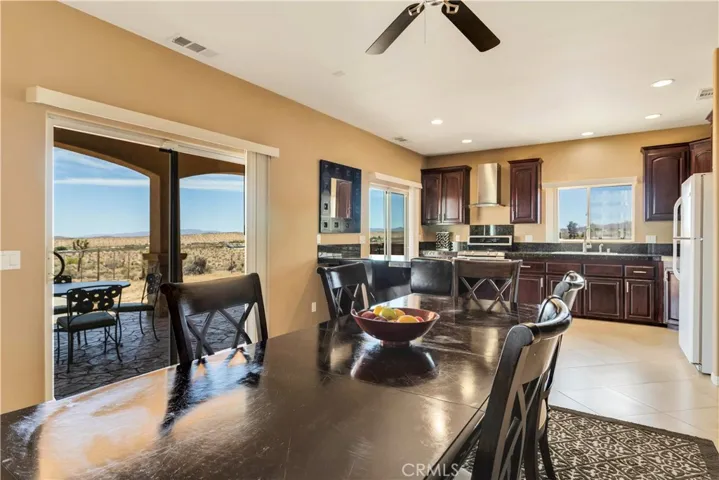 56125 Tracy Boulevard, Yucca Valley, California 92284
