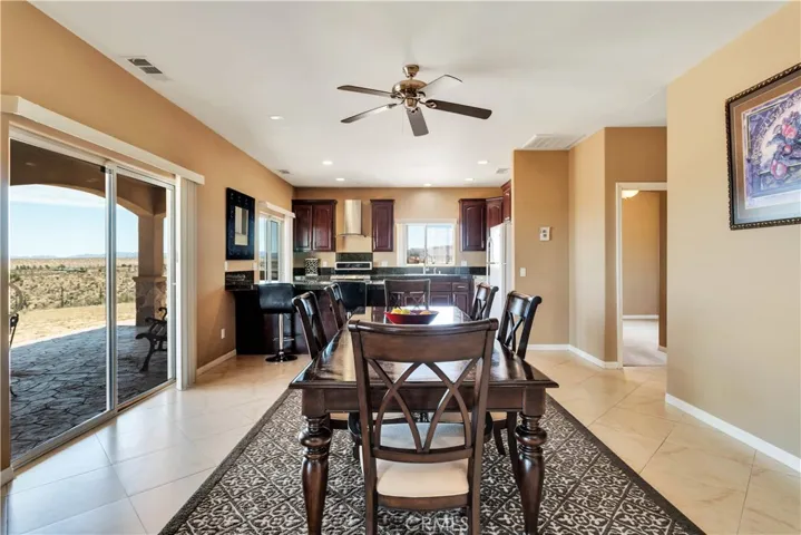 56125 Tracy Boulevard, Yucca Valley, California 92284