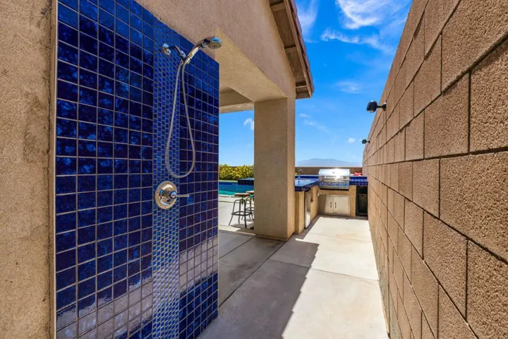 Outdoor shower