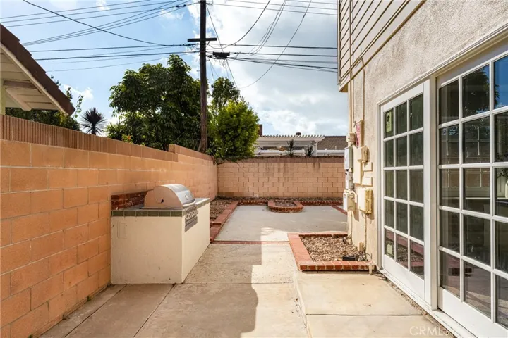 2672 Saint Albans Drive, Rossmoor, California 90720