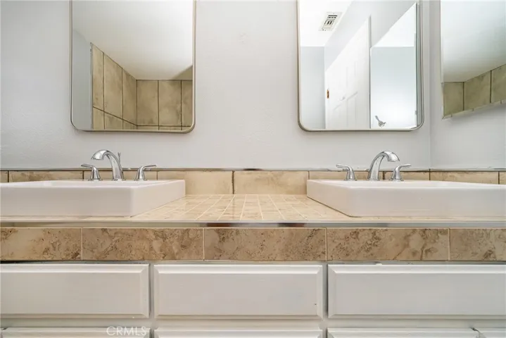 2672 Saint Albans Drive, Rossmoor, California 90720