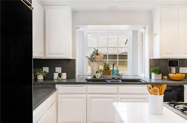 2672 Saint Albans Drive, Rossmoor, California 90720