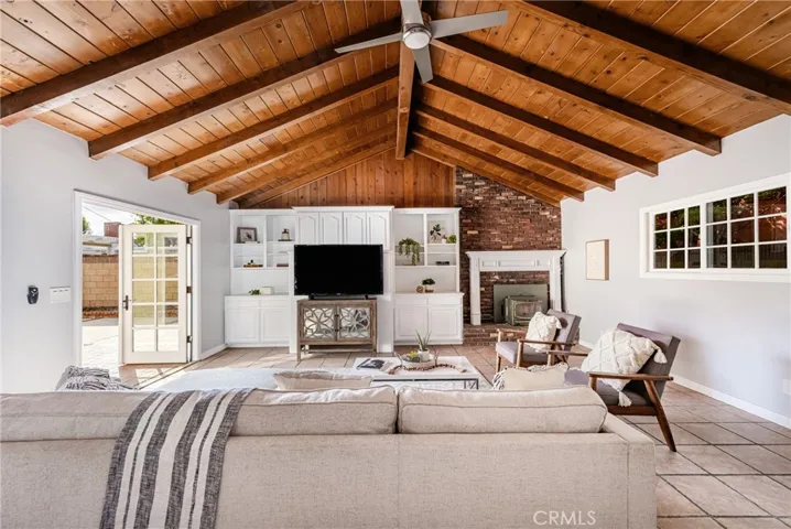 2672 Saint Albans Drive, Rossmoor, California 90720