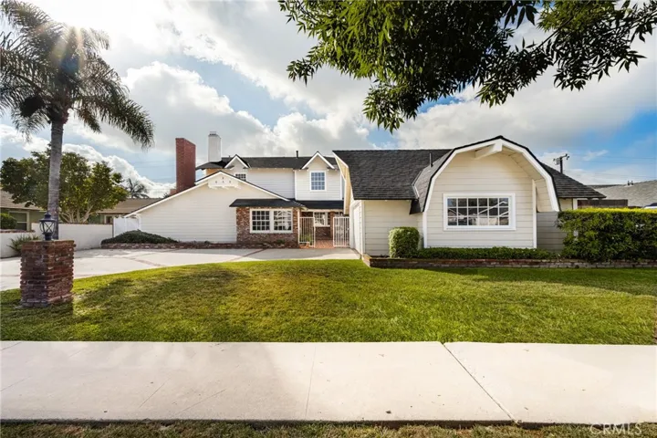 2672 Saint Albans Drive, Rossmoor, California 90720