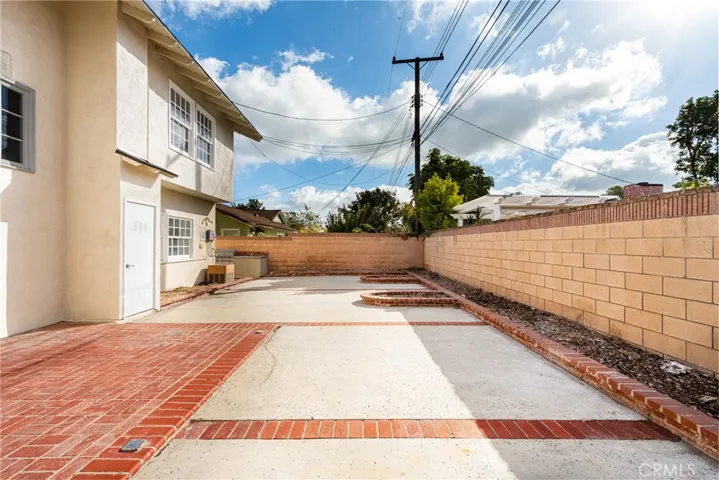 2672 Saint Albans Drive, Rossmoor, California 90720