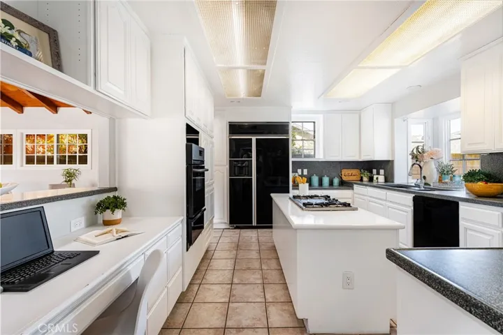 2672 Saint Albans Drive, Rossmoor, California 90720