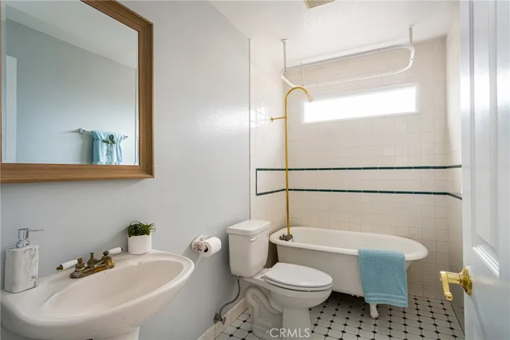 2672 Saint Albans Drive, Rossmoor, California 90720