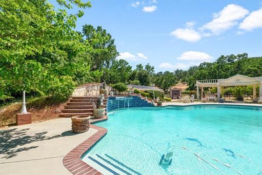 9525 Gallina Court, Atascadero, California 93422